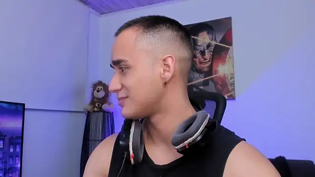 Snapshot of AlexRivera6 chatting on 16, 12, 2024 AlexRivera6 online show from 16, 12, 2024