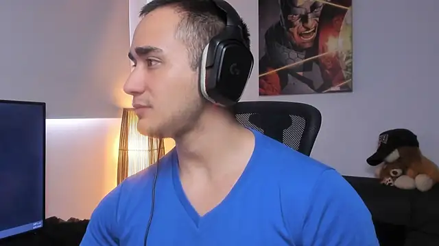 Snapshot of AlexRivera6 chatting on 6, 1, 2025 AlexRivera6 online show from 6, 1, 2025