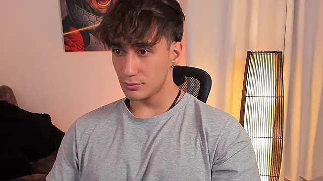 Snapshot of AlexRivera6 chatting on 8, 6, 2026 AlexRivera6 online show from 8, 6, 2026