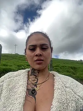 ohyesly  online show from 7, 1, 2026