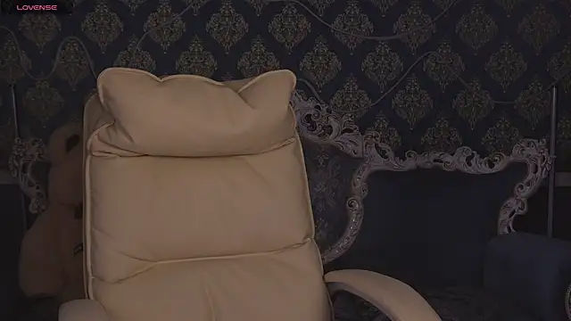 Daphne Moss online show from 18, 9, 2025