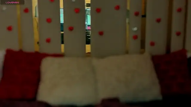 Daphne Moss online show from 25, 2, 2026