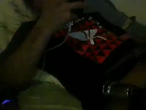 Snapshot of XjjripppX chatting on 3, 10, 2025 XjjripppX online show from 3, 10, 2025