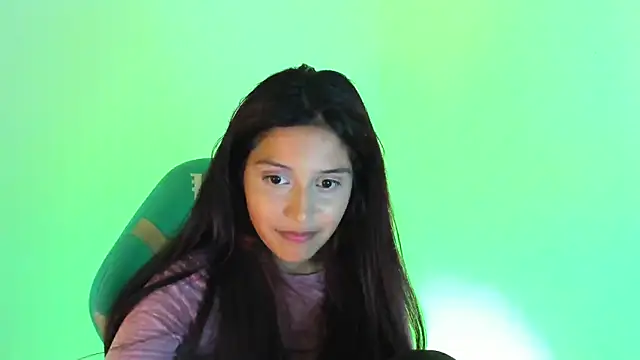 Snapshot of Little_Lisy chatting on 17, 2, 2025 Little Lisy online show from 17, 2, 2025