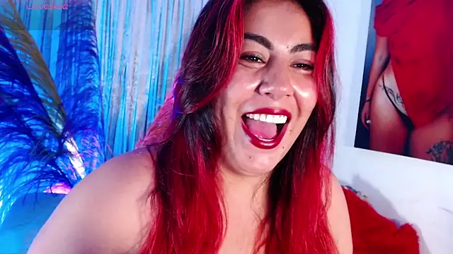 Snapshot of gatuwildhott chatting on 8, 5, 2026 gatuwildhott online show from 8, 5, 2026