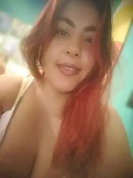 Snapshot of gatuwildhott chatting on 17, 5, 2026 gatuwildhott online show from 17, 5, 2026