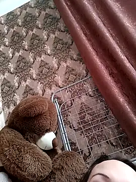 Snapshot of LeilaSaint chatting on 5, 2, 2026 LeilaSaint online show from 5, 2, 2026