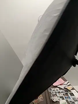 sorry-mom69 online show from 1, 12, 2025