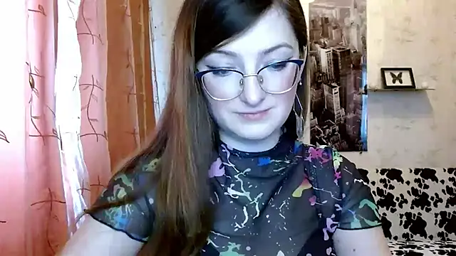 Snapshot of Arielsssplash chatting on 5, 2, 2025 Arielsssplash online show from 5, 2, 2025