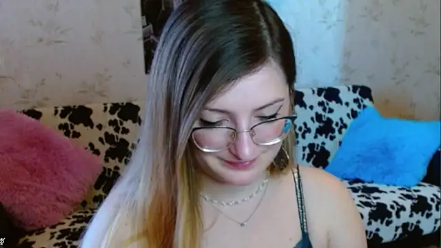 Snapshot of Arielsssplash chatting on 10, 9, 2025 Arielsssplash online show from 10, 9, 2025