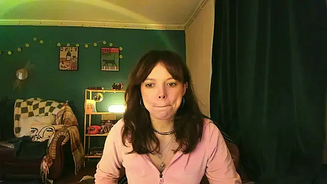 Snapshot of ClancyMorissey chatting on 19, 10, 2025 ClancyMorissey online show from 19, 10, 2025