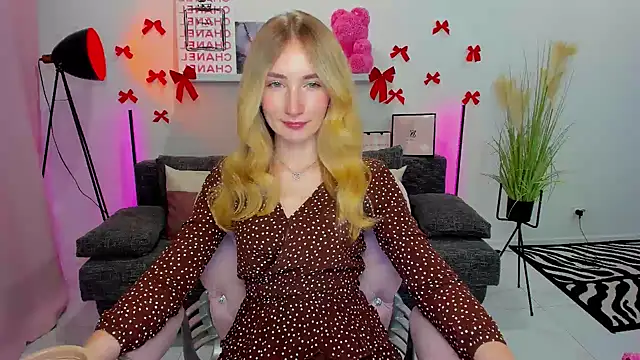 bella  rose online show from 18, 2, 2025