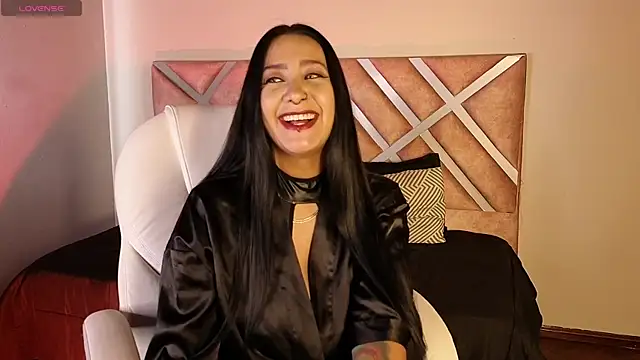  kelly hous36 online show from 4, 2, 2025