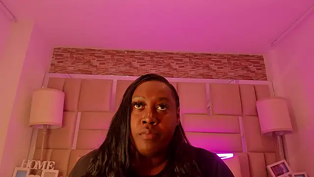 ShaniaBrownn online show from 23, 2, 2026