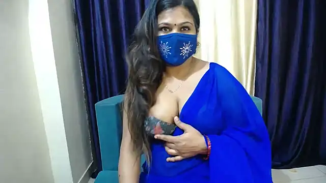 Snapshot of cutee__crazy chatting on 26, 12, 2024 cutee  crazy online show from 26, 12, 2024