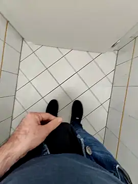 Boring one online show from 9, 3, 2026