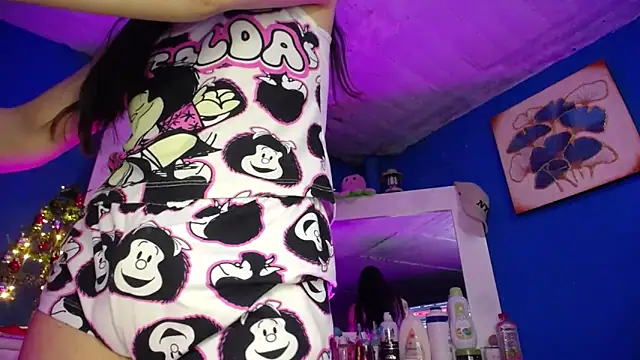 Lunahoney1 online show from 2, 12, 2025