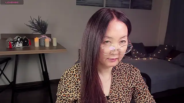 AvroraSakura online show from 6, 1, 2026