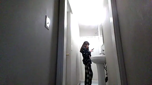 petitedoll29 online show from 18, 11, 2025