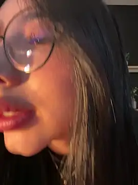 isabella jade online show from 3, 11, 2025