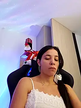 Snapshot of miaeyes chatting on 26, 12, 2024 miaeyes online show from 26, 12, 2024