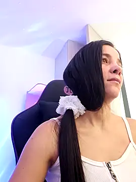 Snapshot of miaeyes chatting on 21, 1, 2025 miaeyes online show from 21, 1, 2025