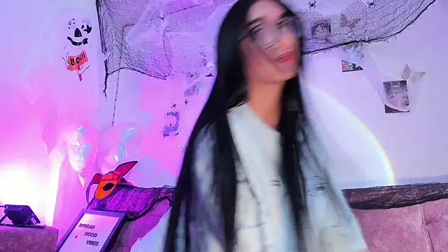 ineedmydaddy  online show from 22, 10, 2025