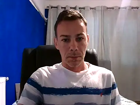 Snapshot of Plasure4you chatting on 18, 6, 2026 Plasure4you online show from 18, 6, 2026