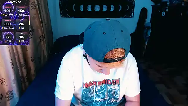 Marieblueeyes online show from 7, 11, 2025