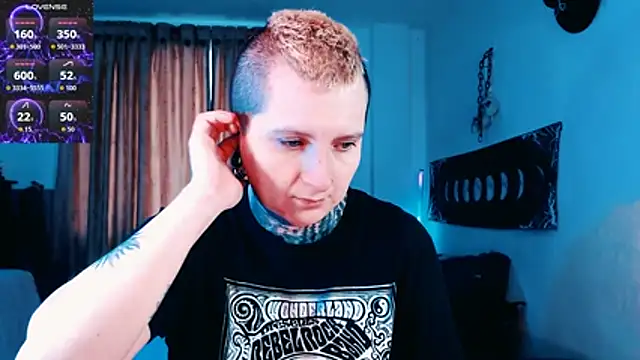 Marieblueeyes online show from 5, 1, 2026