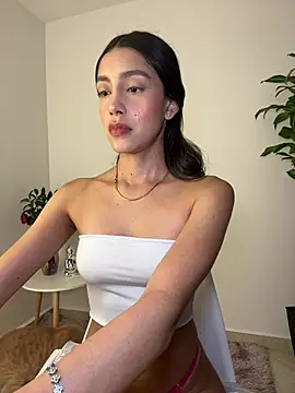 Snapshot of SelenaStone chatting on 24, 2, 2025 SelenaStone online show from 24, 2, 2025