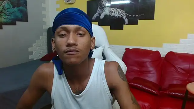 Snapshot of ManSant chatting on 6, 5, 2026 ManSant online show from 6, 5, 2026