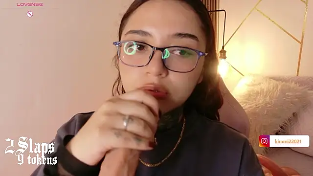 Snapshot of kim_blake chatting on 12, 2, 2026 kim blake online show from 12, 2, 2026