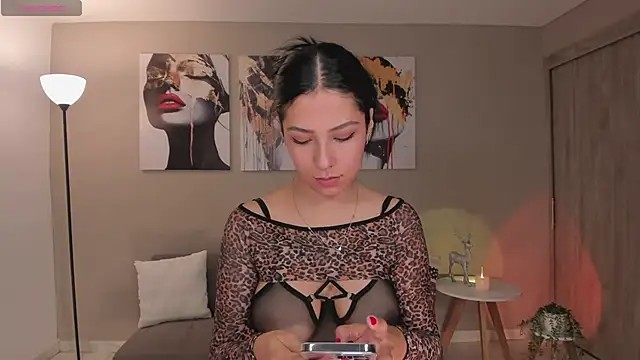 LilaWest online show from 11, 4, 2026