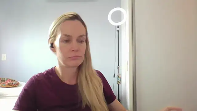 Annylove1 online show from 6, 2, 2026