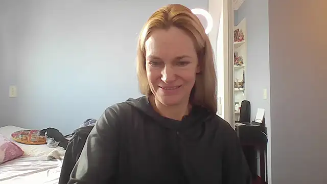Snapshot of Annylove1 chatting on 4, 5, 2026 Annylove1 online show from 4, 5, 2026