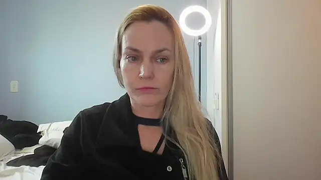 Snapshot of Annylove1 chatting on 27, 5, 2026 Annylove1 online show from 27, 5, 2026