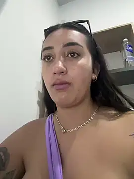 Snapshot of Hannahoff chatting on 22, 1, 2025 Hannahoff online show from 22, 1, 2025