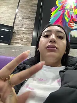 Snapshot of Hannahoff chatting on 13, 3, 2025 Hannahoff online show from 13, 3, 2025