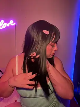 Im sophiie online show from 16, 2, 2025