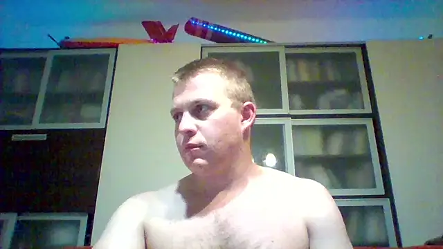 Matttthees online show from 1, 11, 2025