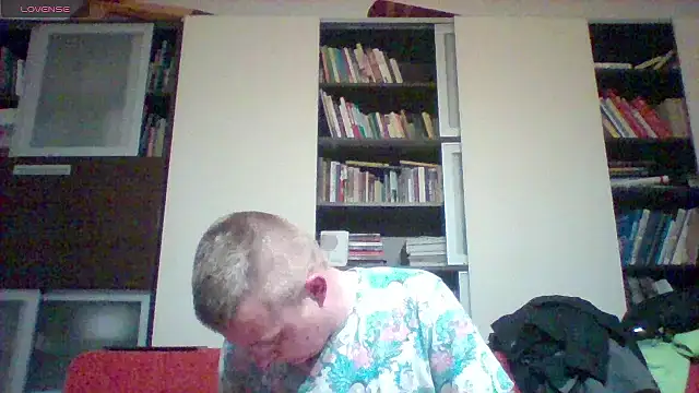 Matttthees online show from 2, 4, 2026