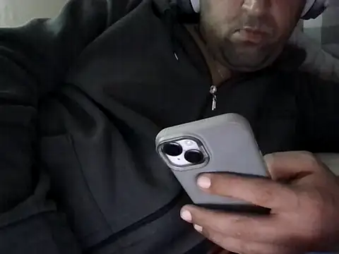 Snapshot of Ca414 chatting on 30, 11, 2025 Ca414 online show from 30, 11, 2025