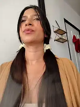 Snapshot of lady-rosse chatting on 17, 12, 2024 lady-rosse online show from 17, 12, 2024