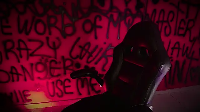 Snapshot of Laura_takint chatting on 13, 2, 2025 Laura takint online show from 13, 2, 2025