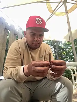 Snapshot of marhi32 chatting on 16, 9, 2025 marhi32 online show from 16, 9, 2025