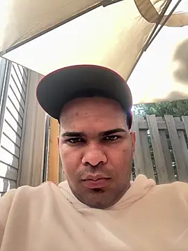 Snapshot of marhi32 chatting on 18, 9, 2025 marhi32 online show from 18, 9, 2025