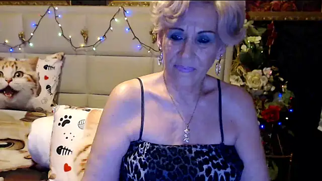 HappyWomanOn online show from 2, 2, 2025