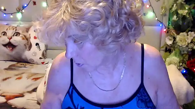 Snapshot of HappyWomanOn chatting on 21, 3, 2026 HappyWomanOn online show from 21, 3, 2026