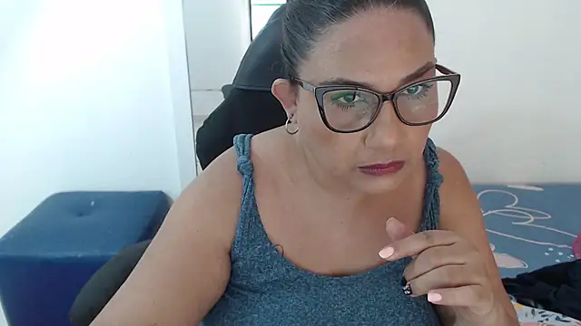Snapshot of Katha_Marck chatting on 2, 5, 2026 Katha Marck online show from 2, 5, 2026